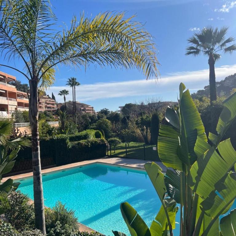 Appartement moderne dans une résidence avec piscine - Apartamento de 1 dormitorio - 1