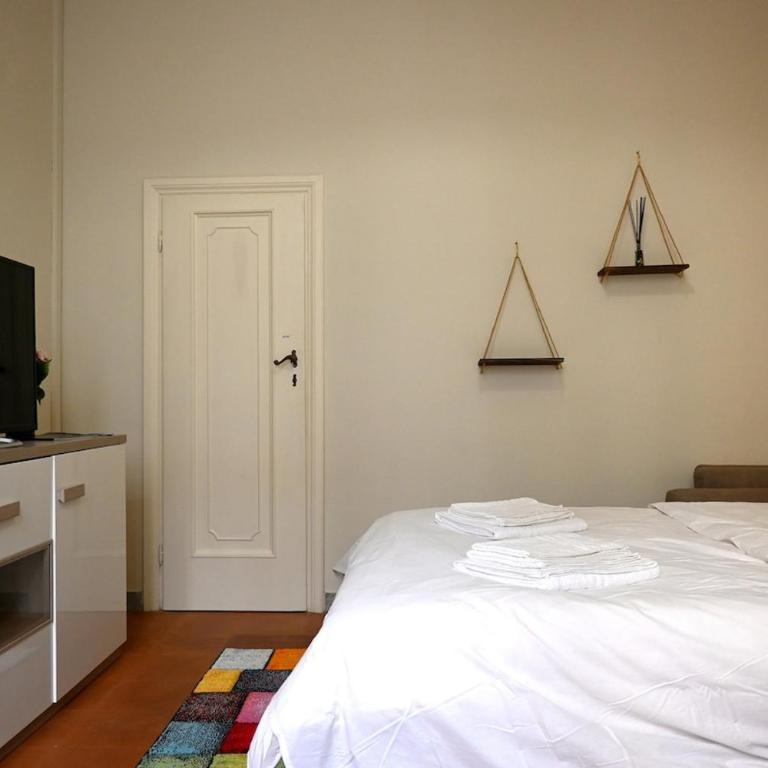 Loft della Rosa 2 min from the Duomo - One-Bedroom Apartment - 14