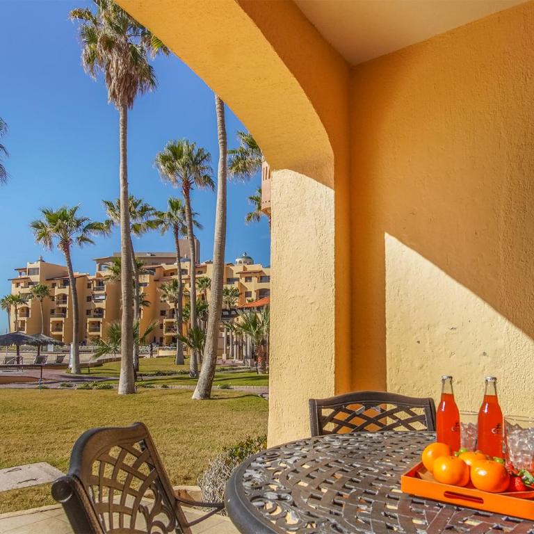 Off The Hook Simply Elegant Ocean Front Condo - Casa - 22