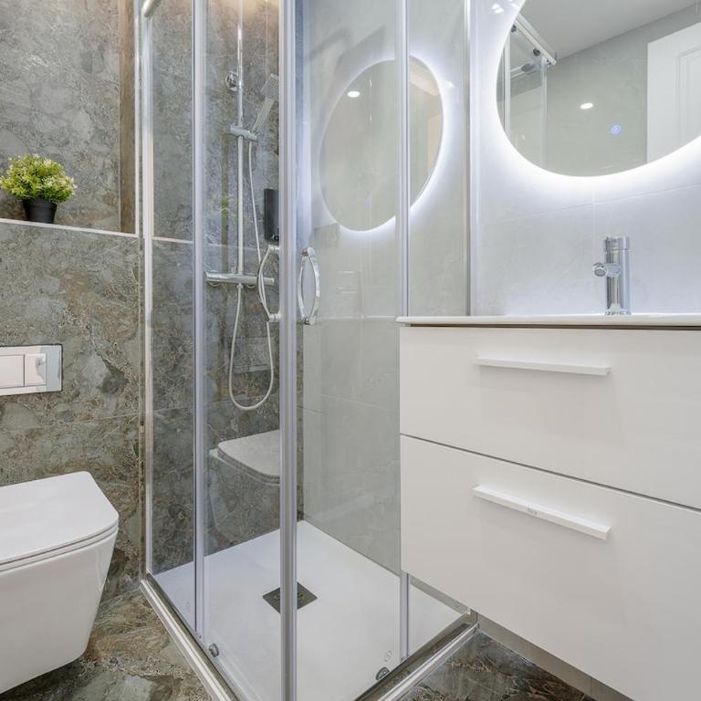 Piso Exclusivo con 5 Dormitorios en el Corazón de Tarragona - Apartamento - 15