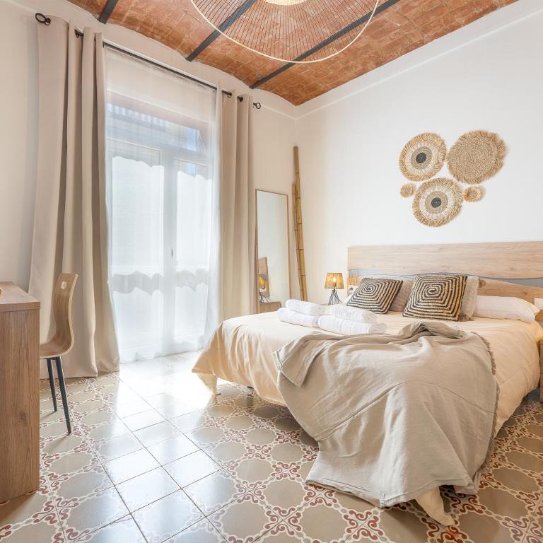 Piso Exclusivo con 5 Dormitorios en el Corazón de Tarragona - Apartamento - 4