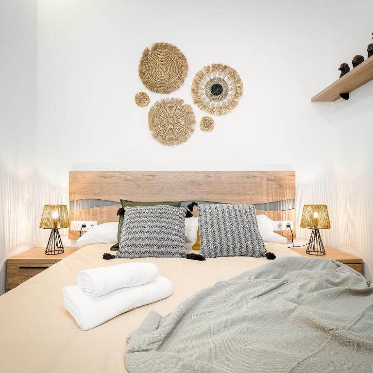 Piso Exclusivo con 5 Dormitorios en el Corazón de Tarragona - Apartamento - 58