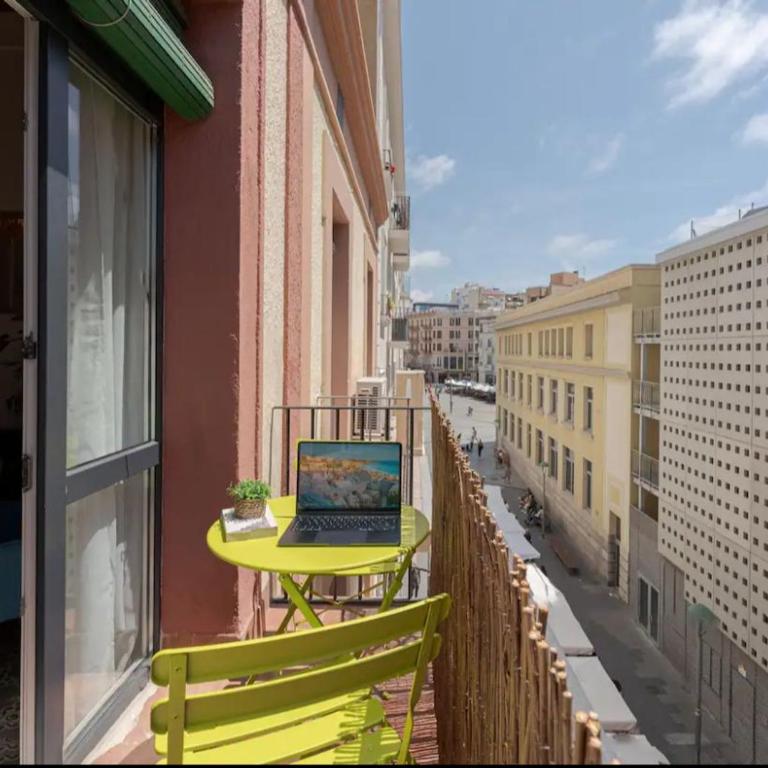 Piso Exclusivo con 5 Dormitorios en el Corazón de Tarragona - Apartamento - 13