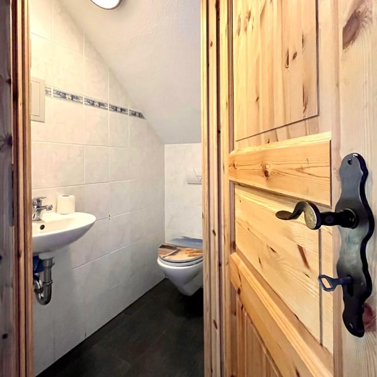 Ferienwohnung Almglück mit Pool und Sauna, direkt am Skilift - Apartment mit 3 Schlafzimmern - 6