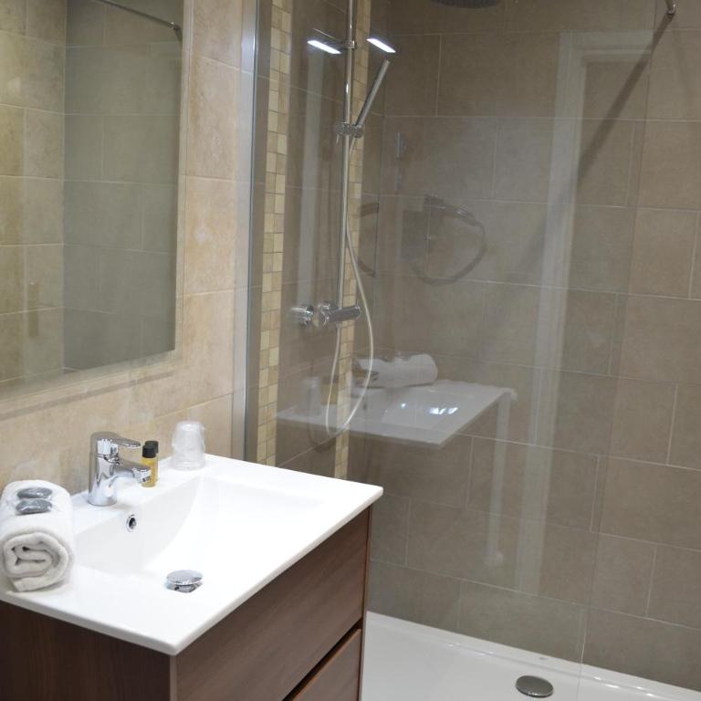 Hôtel Edelweiss - Chambre Triple avec Balcon - 11