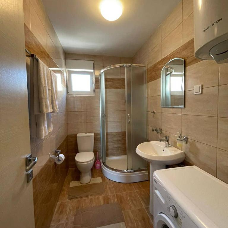 Aurora 3 Apartment - One-Bedroom Apartment - 7