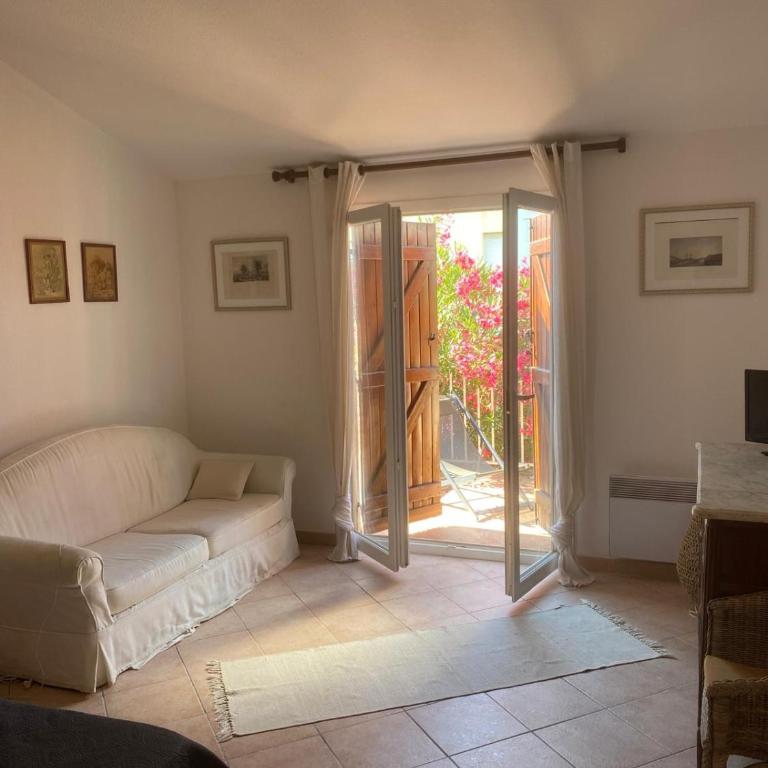 Grande Maison Piscine Privée Plage à 150 m Calvi Centre - Maison 5 Chambres - 7