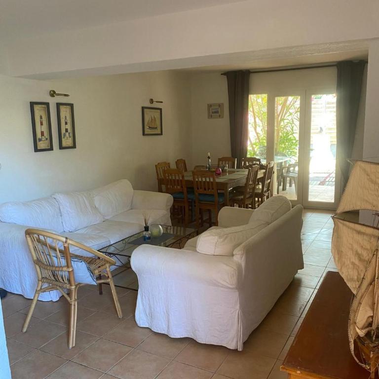 Grande Maison Piscine Privée Plage à 150 m Calvi Centre - Maison 5 Chambres - 12