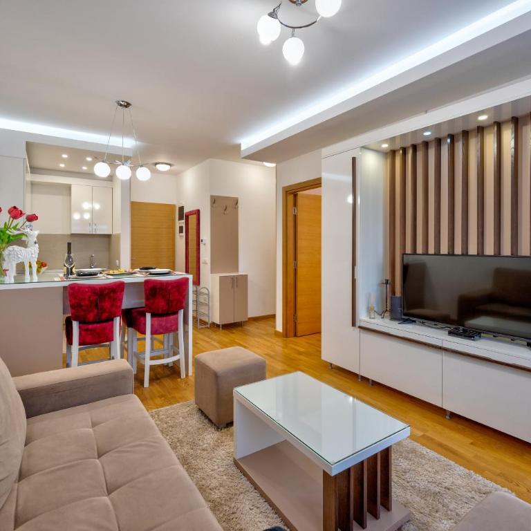 MAXI Aroma Apartments - Cozy One-Bedroom Apartment - 1