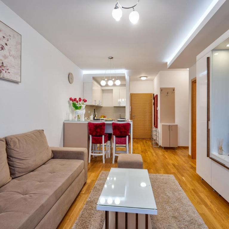 MAXI Aroma Apartments - Cozy One-Bedroom Apartment - 18