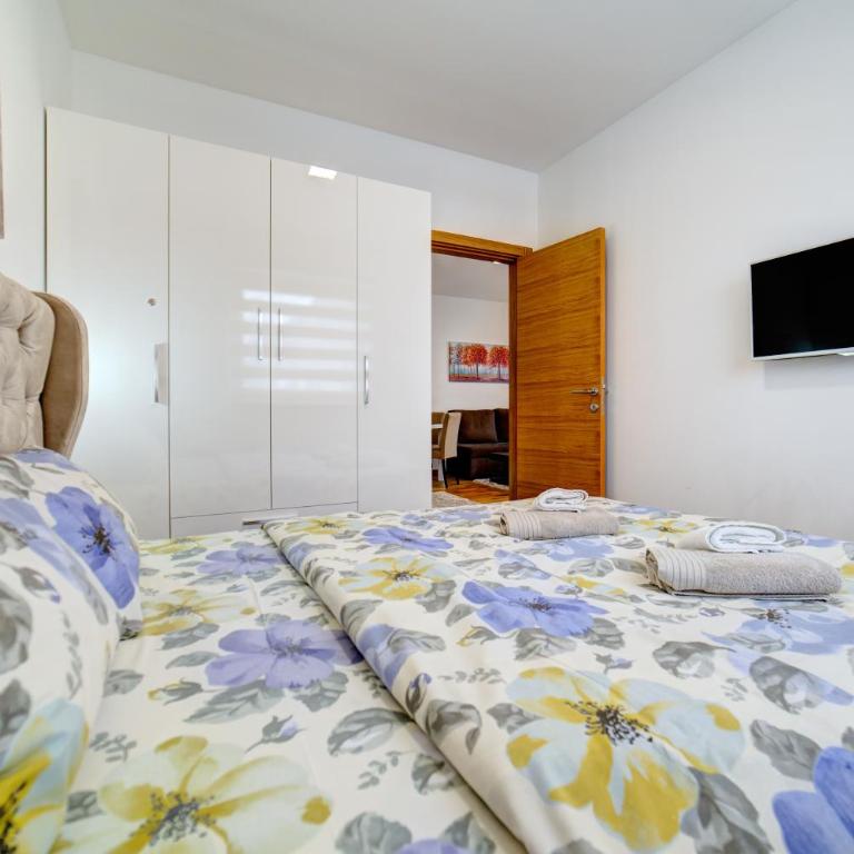 MAXI Aroma Apartments - Urban One-Bedroom Apartment - 2
