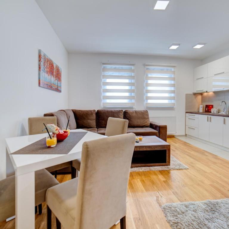 MAXI Aroma Apartments - Urban One-Bedroom Apartment - 3