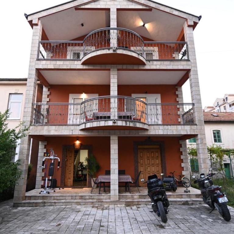 Apartmani Santa Barbara - Apartman sa 2 Spavaće Sobe - 1