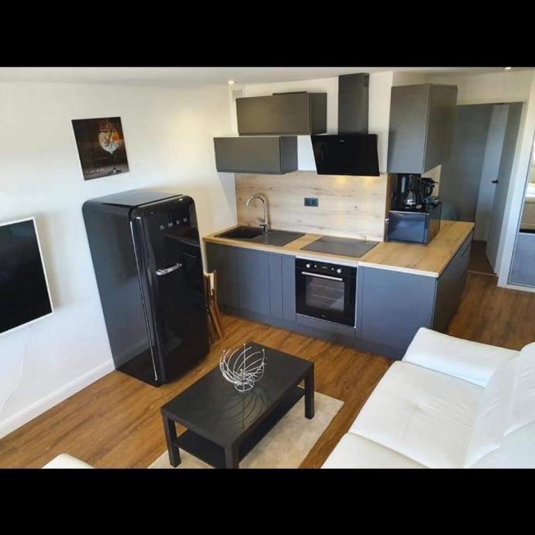 Vue mer A 1 min de la plage - Appartement 1 Chambre - 10