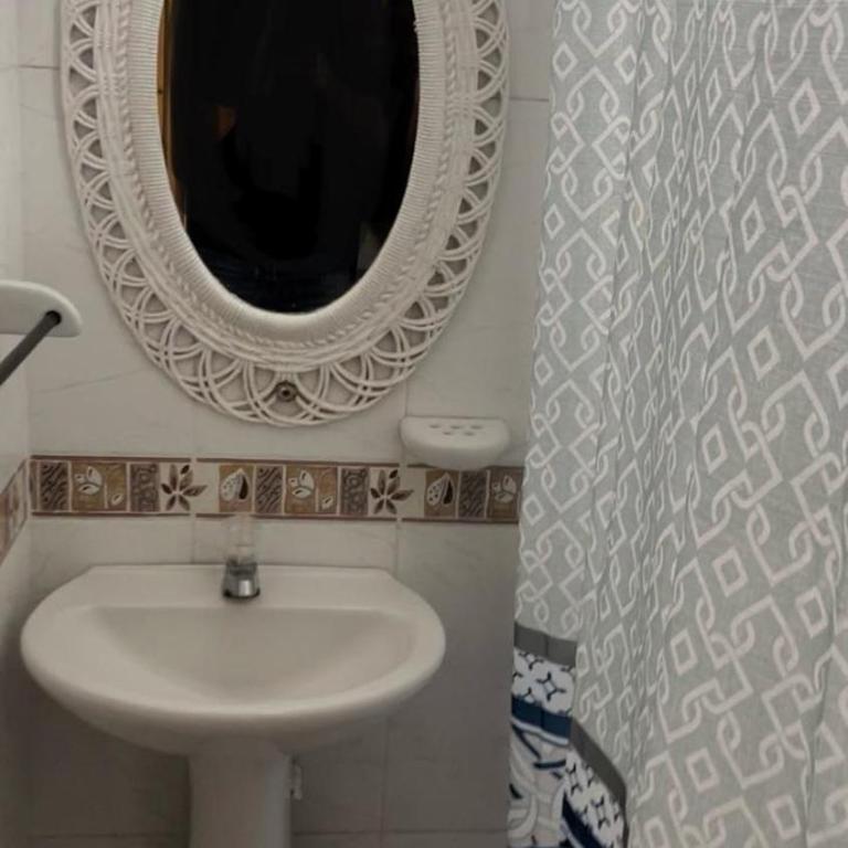 Apartamento en Sai - Family Room with Bathroom - 6