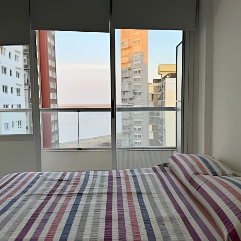 Bright apartment with river view - One-Bedroom Apartment - 1