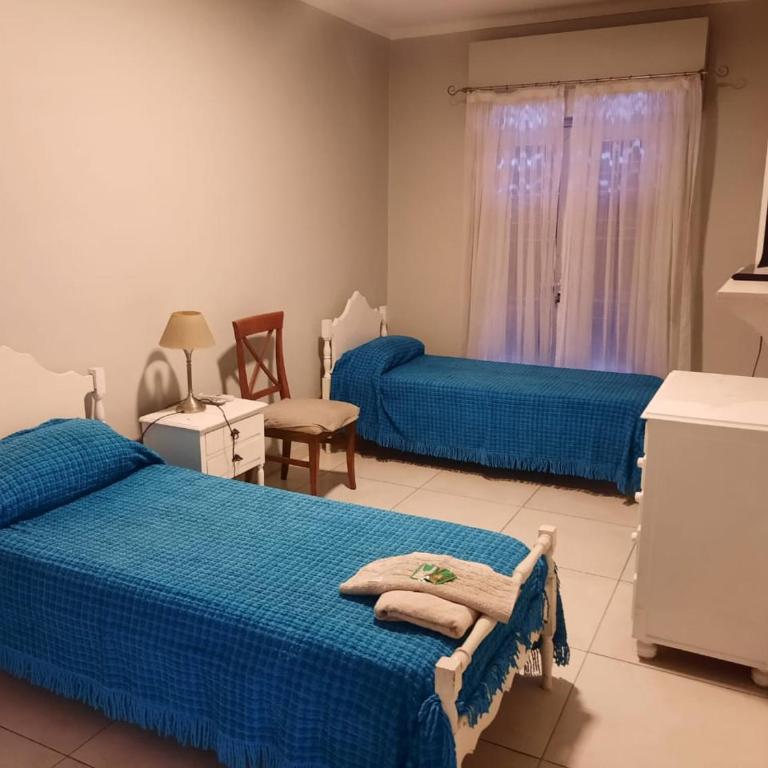 spectacular house with 4 bedroom in barrio sur with a pool - Four-Bedroom House - 10