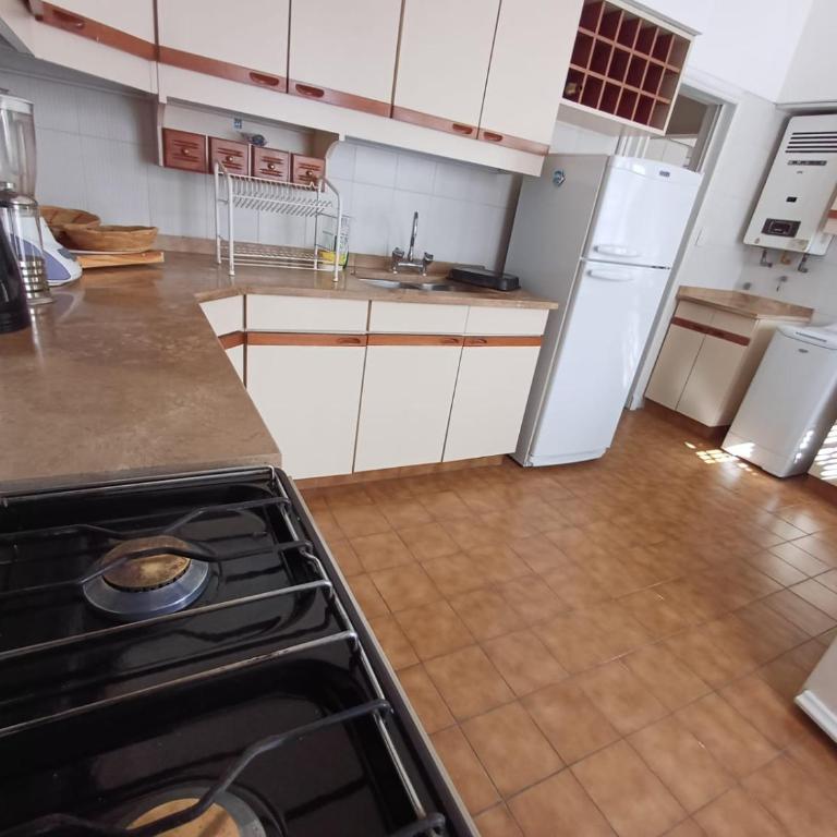 Casa Mayolica, en el centro de Salta, con terraza y estacionamiento gratuito - Casa de 3 dormitorios - 23