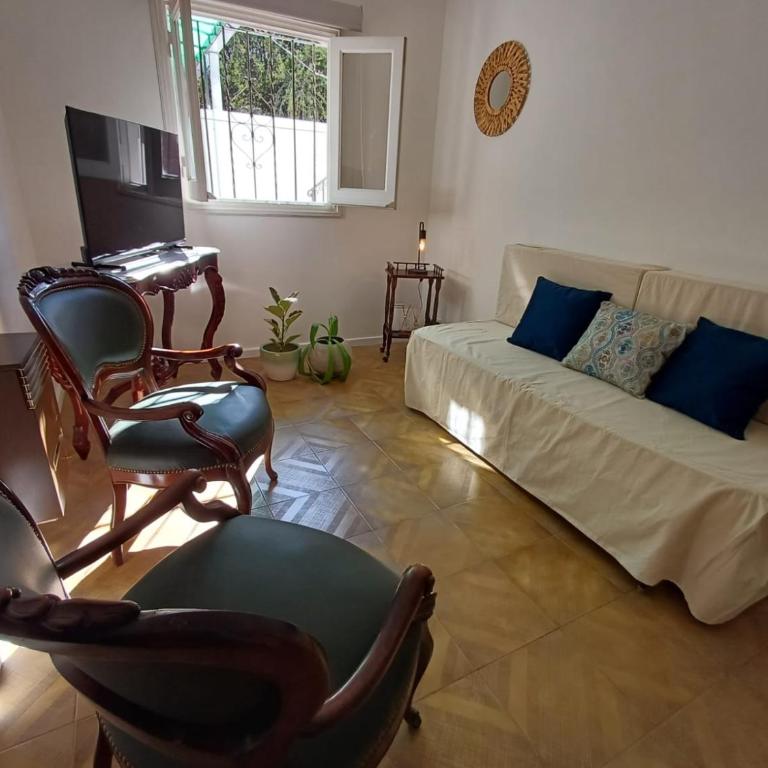 Casa Mayolica, en el centro de Salta, con terraza y estacionamiento gratuito - Casa de 3 dormitorios - 16