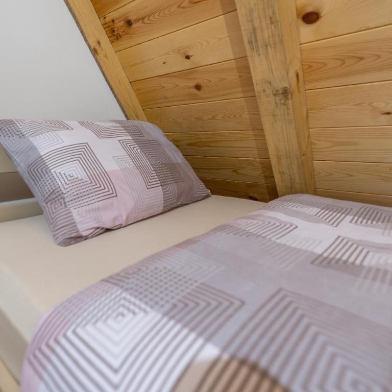 Žabljak- FamilyOasis - Two-Bedroom House - 29