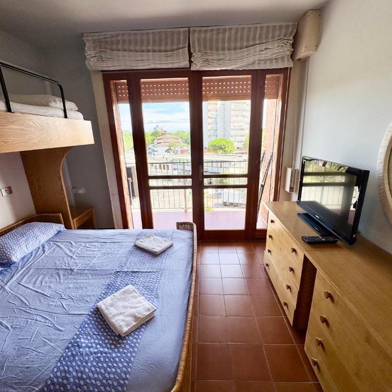 Ampio appartamento in centro con vista - terrazze, parcheggio gratuito e Wi-Fi - Two-Bedroom Apartment - 4