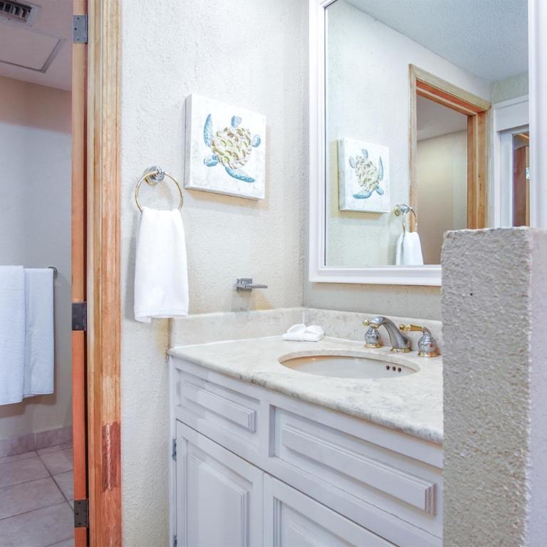 Pelican's Post Ocean View Safe Condo - Casa - 12