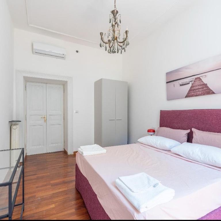 Colosseum Apartment, 3 bedrooms, 3 baths, large living room with a sofa bed, the apartment can accommodate 8 people - Appartamento con 3 Camere da Letto - 8
