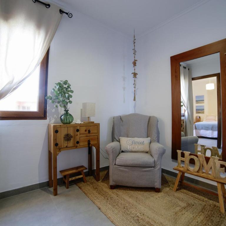 Apartamento Balcón al Mediterráneo - Three-Bedroom Apartment - 5