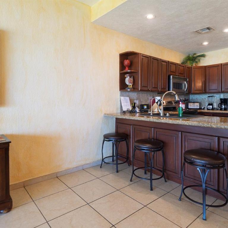 Sonoran Sun - Vacation Home - 3