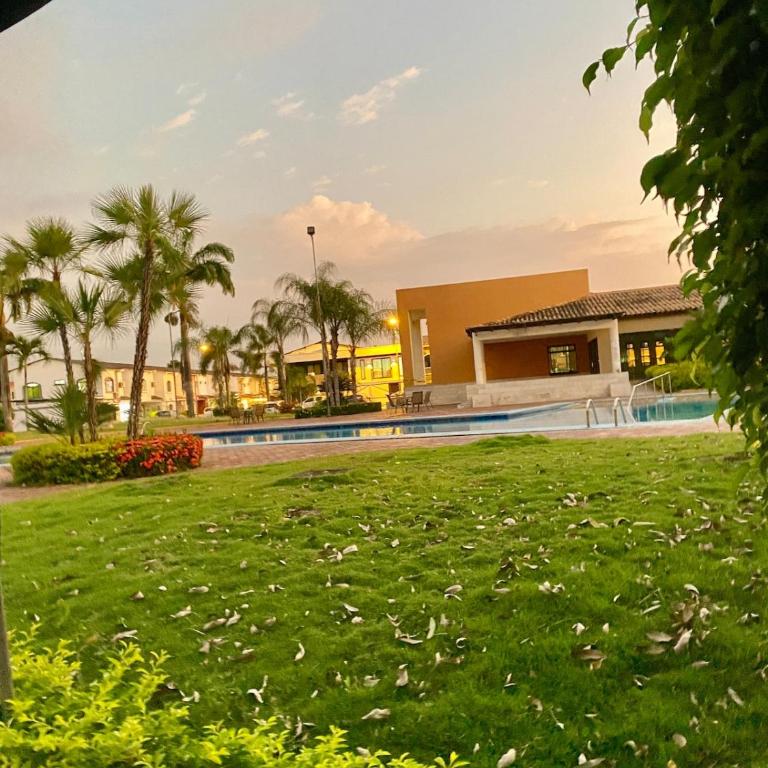 Casa Machala Lux Garaje piscina guardias parque - Villa de 3 dormitorios - 39