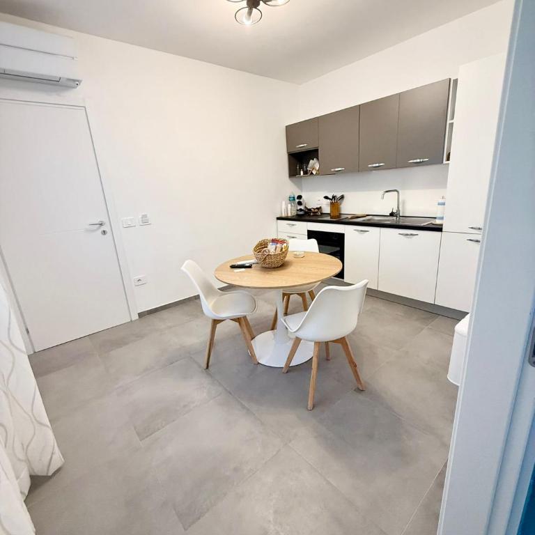 Novea Apartments - Comodi Appartamenti con Parcheggio & Wi-Fi vicino Taormina - One-Bedroom Apartment - 5