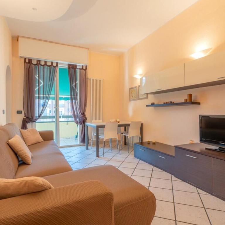 Splendido trilocale vista mare Albenga - Appartamento con 2 Camere da Letto - 10