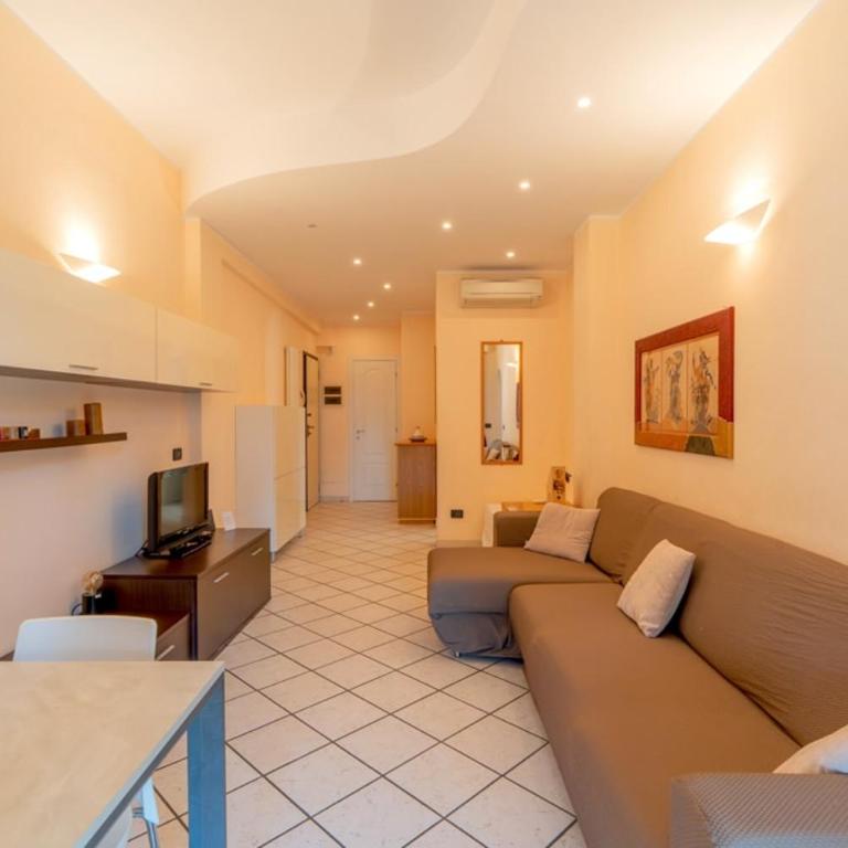 Splendido trilocale vista mare Albenga - Appartamento con 2 Camere da Letto - 9