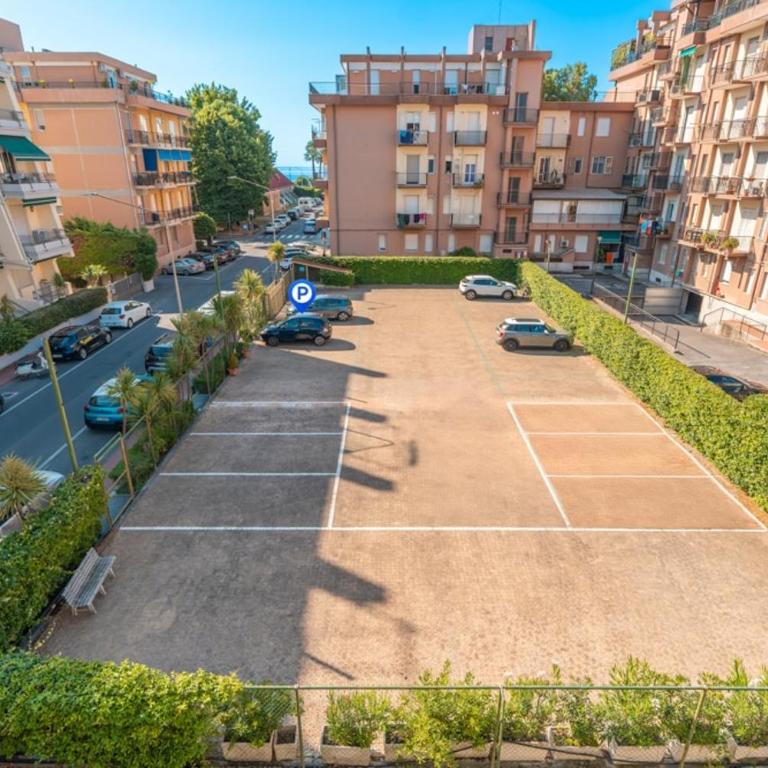 Splendido trilocale vista mare Albenga - Appartamento con 2 Camere da Letto - 25