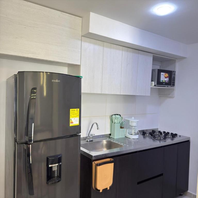 New Modern Apartment - Airport - Two-Bedroom Apartment - 7