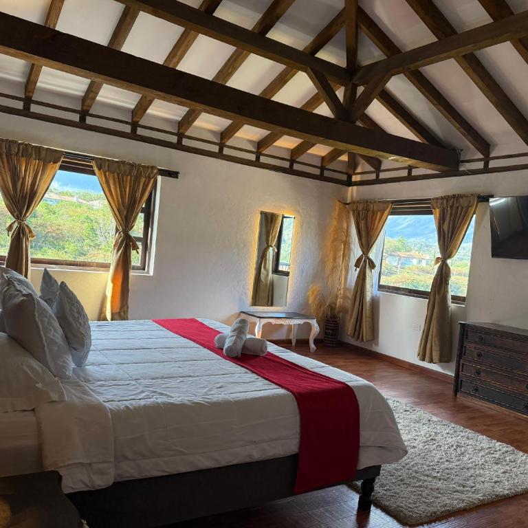 Hotel Montelux - Deluxe Suite - 4