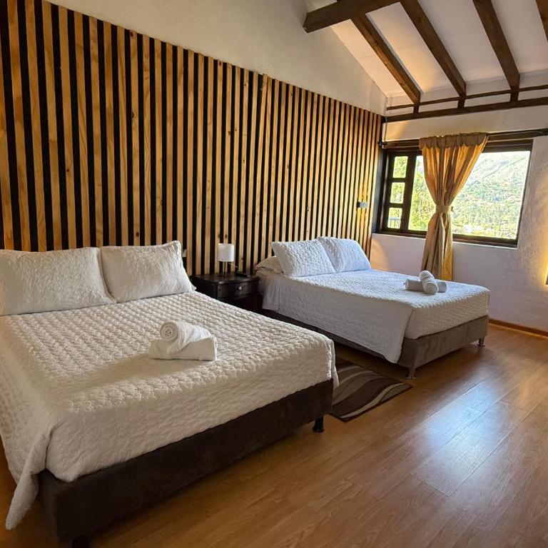 Hotel Montelux - Deluxe Twin Room - 5