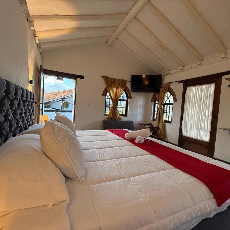 Hotel Montelux - Deluxe Suite - 6