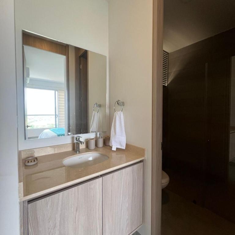 New luxury oceanfront apartment in the Colombian Caribbean, Floor 21 Santa Marta - Two-Bedroom Apartment - 7