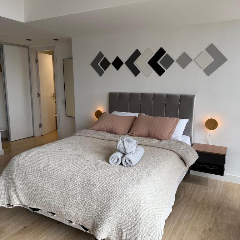 MarDelSuites - Studios Modernos Piso Alto - Vista al Mar, Pileta, Cochera, AC, 2min Playa - Studio with Sea View - 1