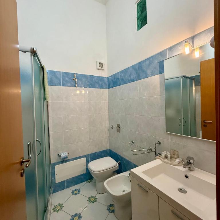 Bilocale Poseidonia - Appartamento con 2 Camere da Letto - 9