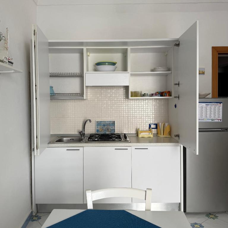 Bilocale Poseidonia - Appartamento con 2 Camere da Letto - 5