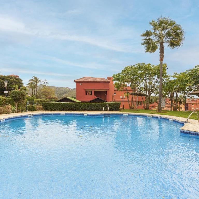 Stylish 2-Bed Apartment with Large Terrace & Pool - Apartamento de 2 dormitorios - 1