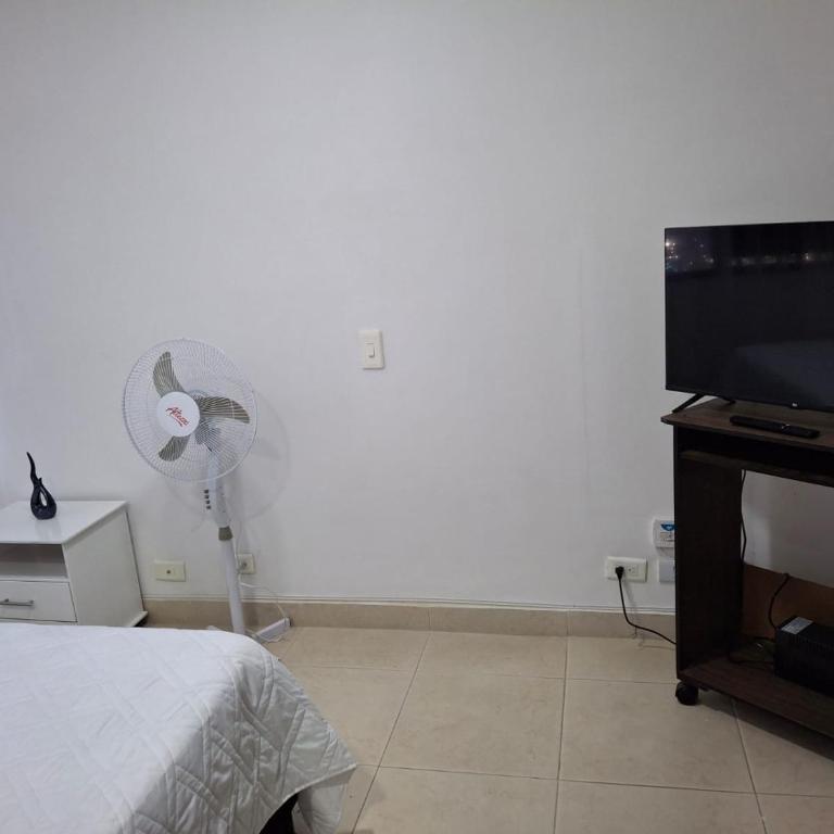 Alojamiento Casa Naranja - Habitación Doble con baño privado - 2