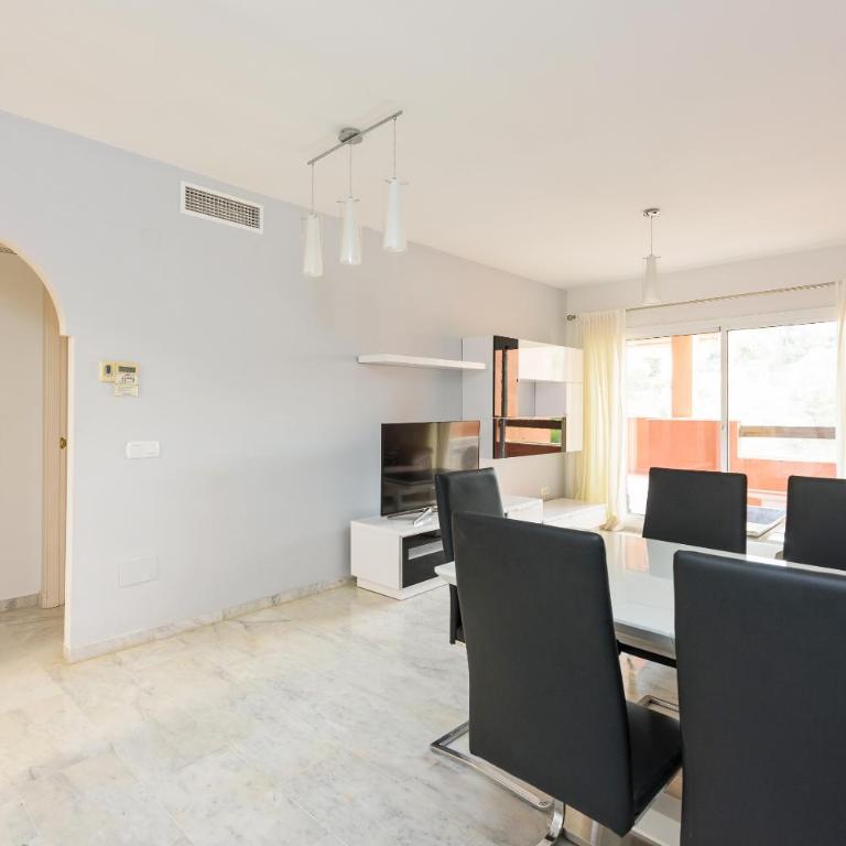 Stylish 2-Bed Apartment with Large Terrace & Pool - Apartamento de 2 dormitorios - 15