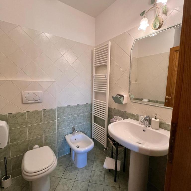 BnB Villa Melany vicino Centro - Camera Matrimoniale/Doppia con Letti Singoli - 8