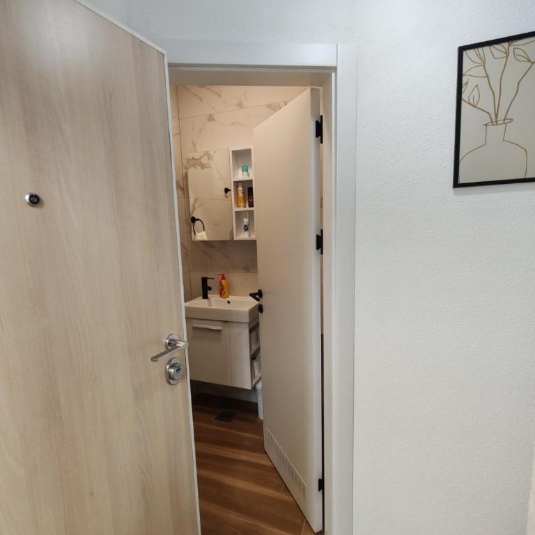 Studio 23 - One-Bedroom Apartment - 7
