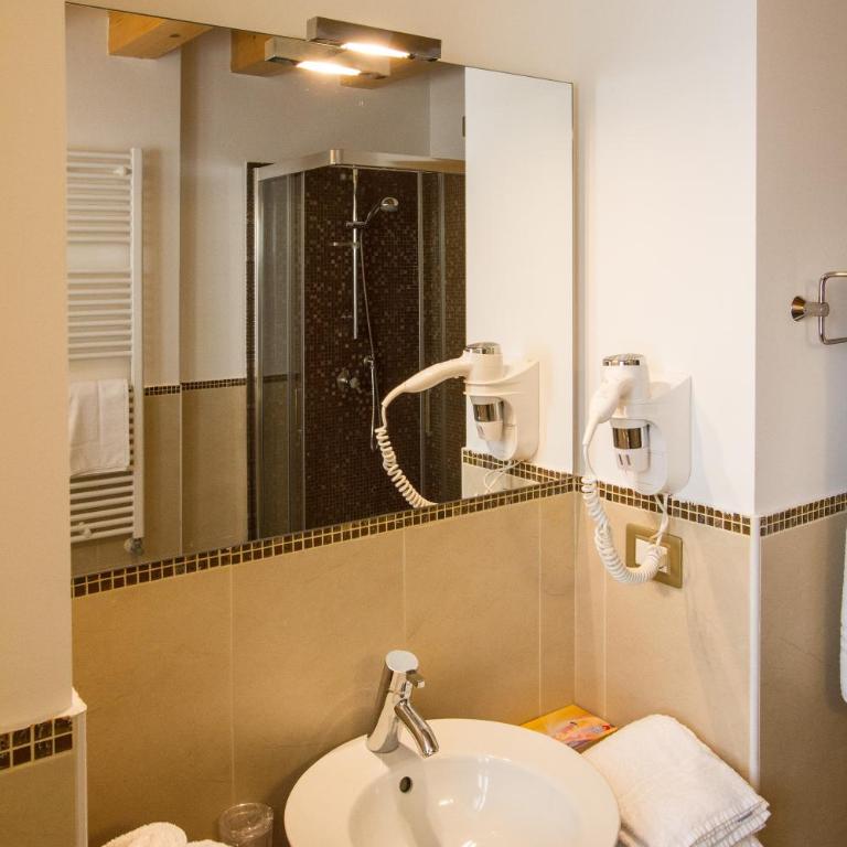 Hotel All'Arco - Camera Tripla - 2