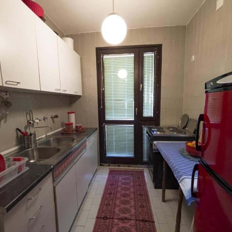 Central Studio 25 - Apartman sa 1 Spavaćom Sobom, Balkonom i Pogledom na Planinu - 2