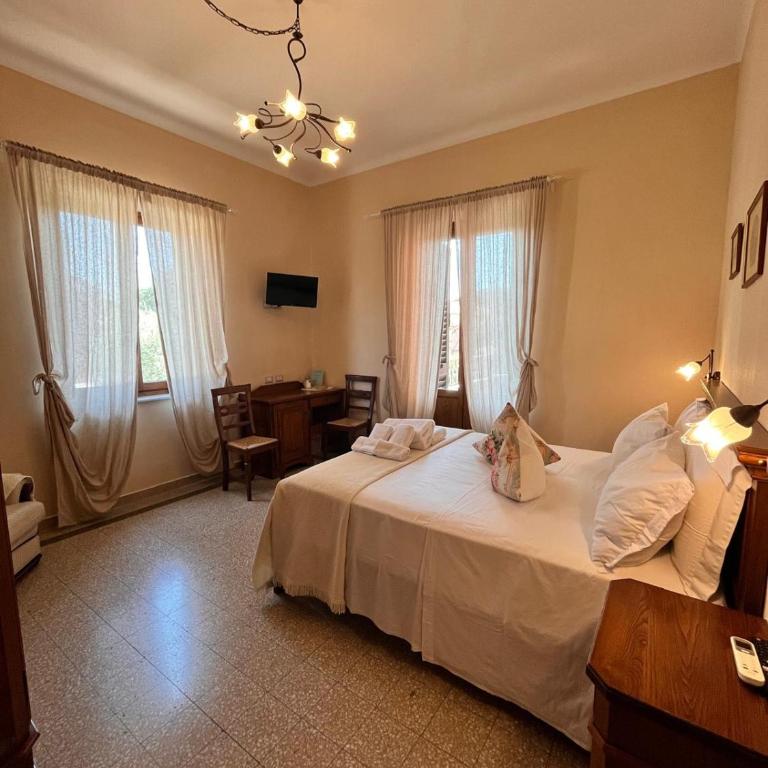 BnB Villa Melany vicino Centro - Camera Matrimoniale con Balcone - 5